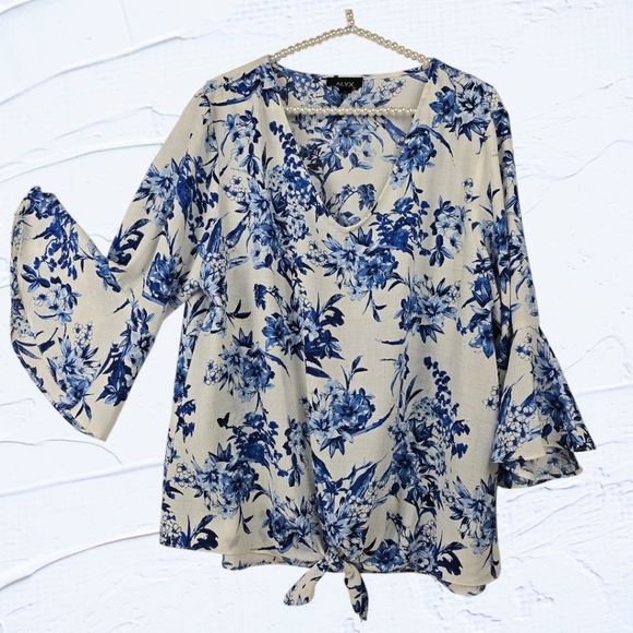 Alyx Tops - ALYX Floral Pullover Top with V Neckline and Tied Lower Front